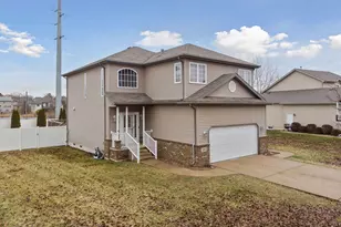 1216 Saratoga Ave, Schererville, IN 46375 - Photo 2