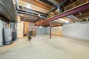 1216 Saratoga Ave, Schererville, IN 46375 - Photo 32