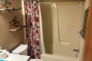 163 Regency Pkwy, La Porte, IN 46350 - Photo 8