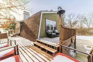 1051 W 129th Ave, Crown Point, IN 46307 - Photo 8