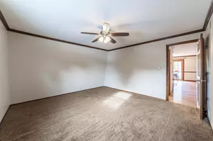 1051 W 129th Ave, Crown Point, IN 46307 - Photo 18