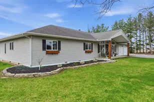 772 W 900 S, Hebron, IN 46341 - Photo 2