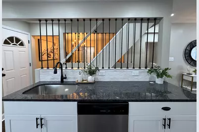 656 N Montgomery Street, Gary, IN 46403 - Photo 8