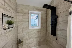 656 N Montgomery St, Gary, IN 46403 - Photo 14