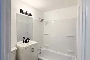 123 Parkview Ave, La Porte, IN 46350 - Photo 4