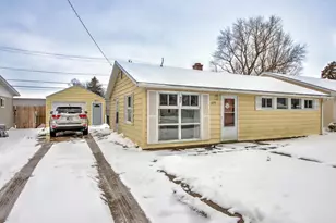 624 W Front St, New Carlisle, IN 46552 - Photo 2