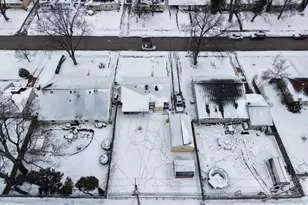 624 W Front St, New Carlisle, IN 46552 - Photo 24