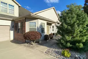 2804 Beauty Creek Run, Valparaiso, IN 46385 - Photo 2