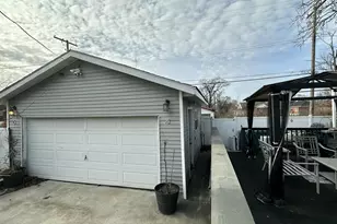 2678 Harrison St, Gary, IN 46407 - Photo 20