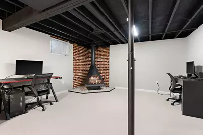 2331 Venus Street, Portage, IN 46368 - Photo 18