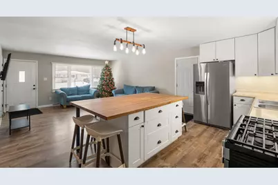 2331 Venus Street, Portage, IN 46368 - Photo 8