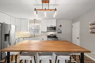 2331 Venus St, Portage, IN 46368 - Photo 6