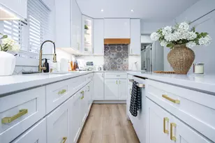 10791 N 1000 W, Demotte, IN 46310 - Photo 4