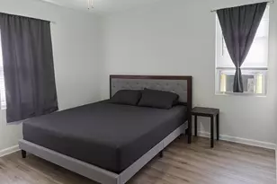 1400 E 35th Pl, Gary, IN 46408 - Photo 4