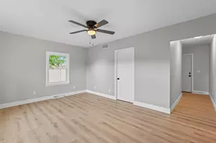 405 Dartmoor Rd, Kingsford Heights, IN 46346 - Photo 14