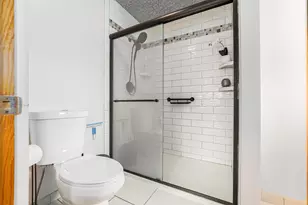 3318 Strong St, Highland, IN 46322 - Photo 8