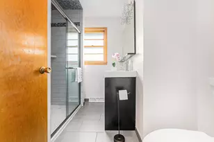 3318 Strong St, Highland, IN 46322 - Photo 10