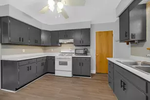 103 S California St, Hobart, IN 46342 - Photo 8