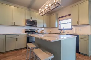 8777 Burr Rdg Cir, Crown Point, IN 46307 - Photo 2