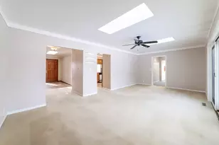 8011 Dianne Dr, Michigan City, IN 46360 - Photo 6