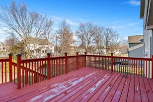 283 Hawkwood Dr, Valparaiso, IN 46385 - Photo 38