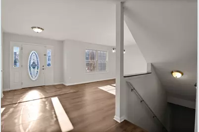 283 Hawkwood Drive, Valparaiso, IN 46385 - Photo 4