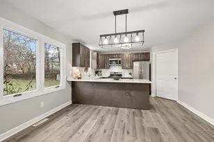 2108 Ashbury Ln, Schererville, IN 46375 - Photo 4