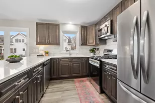 2108 Ashbury Ln, Schererville, IN 46375 - Photo 6