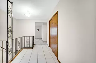 936 Seneca Dr, Crown Point, IN 46307 - Photo 12