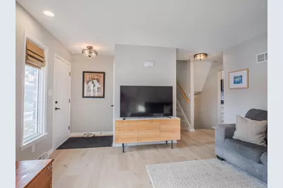 840 Appletree Drive, Schererville, IN 46375 - Photo 2