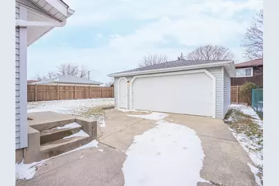840 Appletree Drive, Schererville, IN 46375 - Photo 18