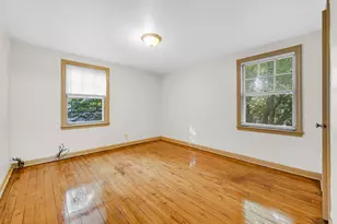 3752 Tyler St, Gary, IN 46408 - Photo 12