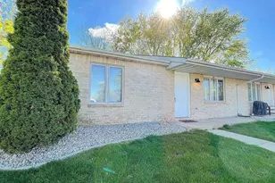 136-140 Meadows Circle, Crown Point, IN 46307 - Photo 14