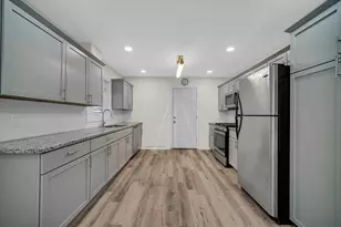 1310 Orchard Dr, Merrillville, IN 46410 - Photo 8