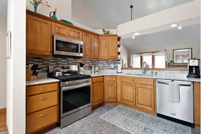 10030 Eagle Court, Demotte, IN 46310 - Photo 8