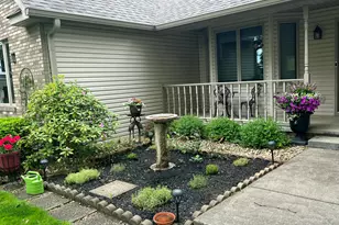 10030 Eagle Ct, Demotte, IN 46310 - Photo 2