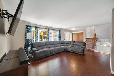 9448 Parkway Drive, Highland, IN 46322 - Photo 4