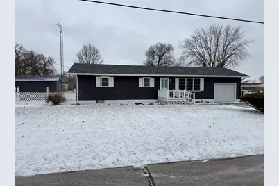 402 E Saint Louis Street, Knox, IN 46534 - Photo 18