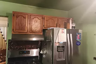 576 Dallas St, Gary, IN 46406 - Photo 6