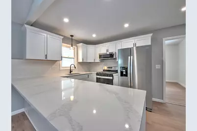 421 Kenwood Street, La Porte, IN 46350 - Photo 8