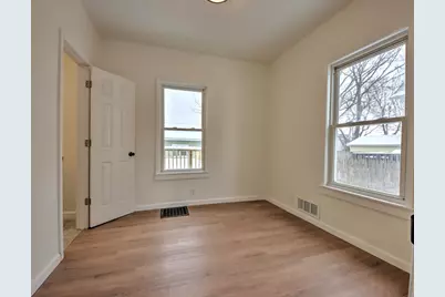 421 Kenwood Street, La Porte, IN 46350 - Photo 12