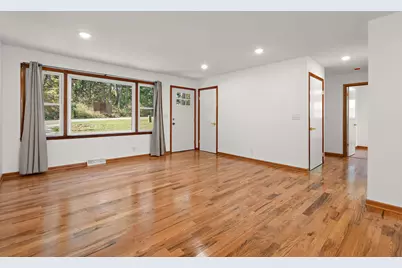 12323 S Cline Avenue, Crown Point, IN 46307 - Photo 6