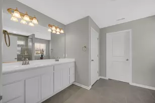 208 Sweetbay St, Valparaiso, IN 46385 - Photo 18