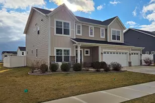 208 Sweetbay St, Valparaiso, IN 46385 - Photo 1