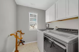 208 Sweetbay St, Valparaiso, IN 46385 - Photo 24