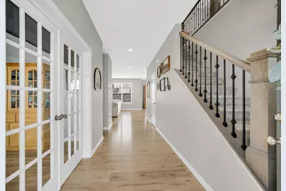 208 Sweetbay Street, Valparaiso, IN 46385 - Photo 2