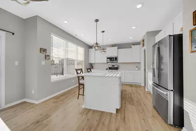 208 Sweetbay Street, Valparaiso, IN 46385 - Photo 8