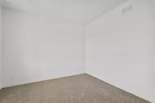 7883 W 105th Ave, Crown Point, IN 46307 - Photo 12