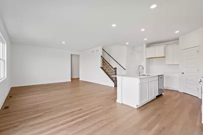 7883 W 105th Avenue, Crown Point, IN 46307 - Photo 8