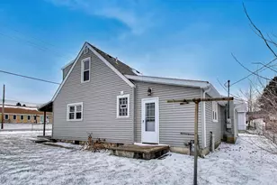 3561 Liverpool Rd, Lake Station, IN 46405 - Photo 14